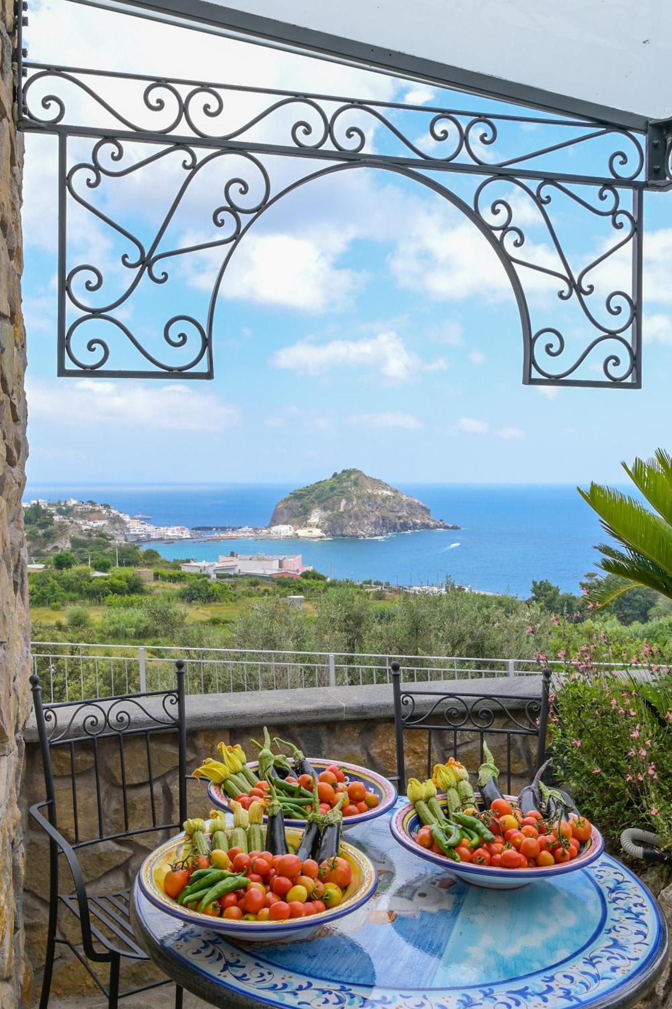 Tenuta Monte Di Panza Bed & Breakfast Ischia Exterior photo